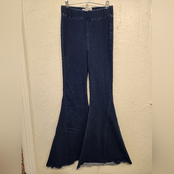 The Signature Flare NWOT Sz Small - Picture 4 of 5